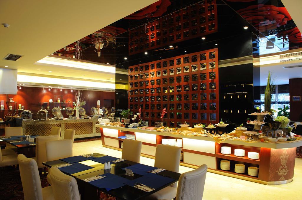 Shanghai Sky Rainbow Hotel Restaurant foto